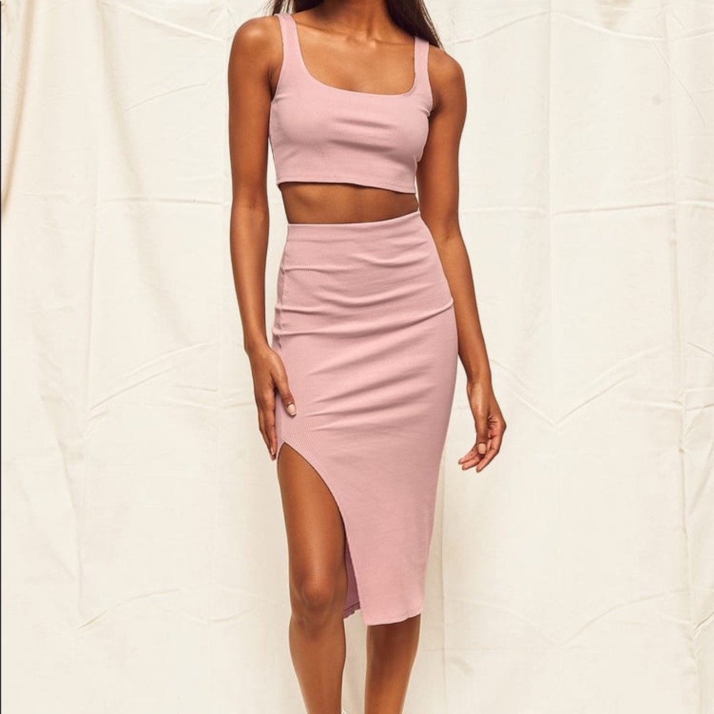 NWT Lulu’s blush pink ribbed bodycon two piece dress.
